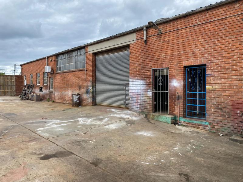 To Let commercial Property for Rent in Neave Industrial Eastern Cape